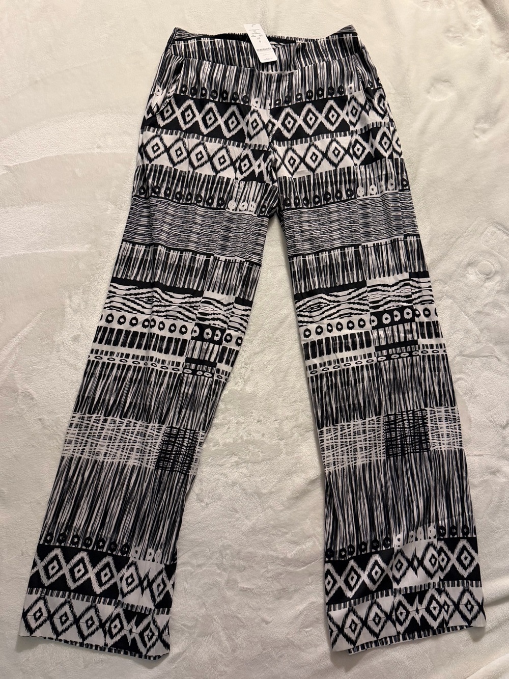 2b Bebe Patterned Palazzo Pants